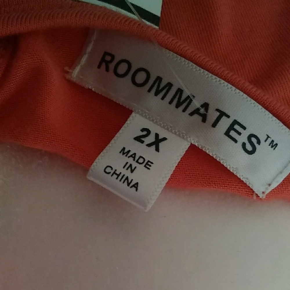 Roommates top - Picture 6 of 7